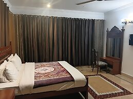 Sapphire Lodge