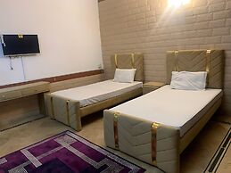 Sapphire Lodge