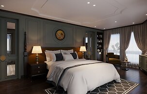 Aime'e Luxury Cruise