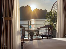 Aime'e Luxury Cruise