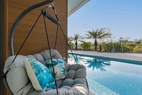 Kora Beachfront Suite by TropicLook