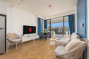Kora Beachfront Suite by TropicLook