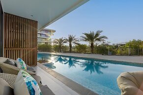 Kora Beachfront Suite by TropicLook