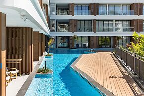Kora Beachfront Suite by TropicLook