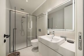 Kora Beachfront Suite by TropicLook