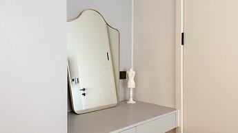 Kora Beachfront Suite by TropicLook