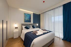 Kora Beachfront Suite by TropicLook
