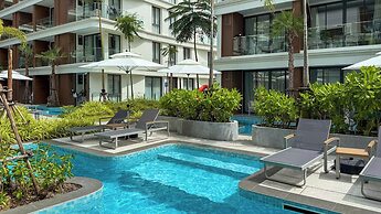 Kora Beachfront Suite by TropicLook