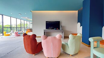 Kora Beachfront Suite by TropicLook