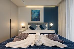 Kora Beachfront Suite by TropicLook