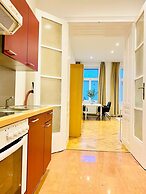 Comfortable 1BR Apartment Westbahnhof