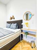Comfortable 1BR Apartment Westbahnhof