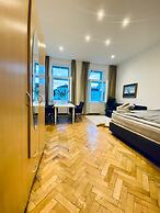 Comfortable 1BR Apartment Westbahnhof