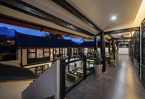 Lijing Yunman Sky Cloud lnn