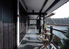 Lijing Yunman Sky Cloud lnn