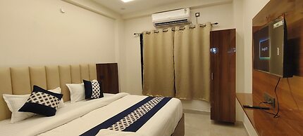 HOTEL KHYAATHI GRAND