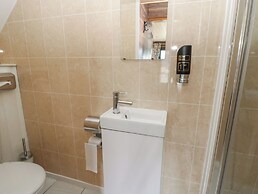 Glamping Tri Pod 8 - Gower