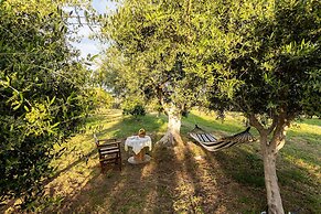 Petalidi Sunny Home One - Charming Garden Nest