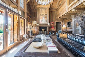 Luxury Stay - Comfortable Chalet With Jacuzzi