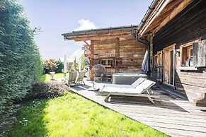 Luxury Stay - Comfortable Chalet With Jacuzzi