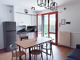 Apartment With Pool Access