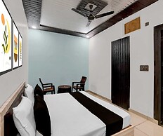 Hotel O Dadri Railway Station