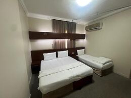 Manarat Al Aziziyah Hotel
