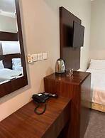 Manarat Al Aziziyah Hotel