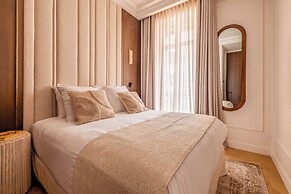Luxury A/C Apt - 6p/3bdr - Arc de Triomphe