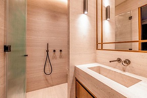 Luxury A/C Apt - 6p/3bdr - Arc de Triomphe