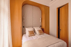 Luxury A/C Apt - 6p/3bdr - Arc de Triomphe