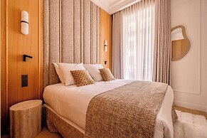 Luxury A/C Apt - 6p/3bdr - Arc de Triomphe