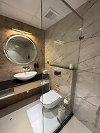 Hotel Raj Hari Palace