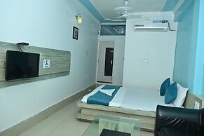 Maurya Royal