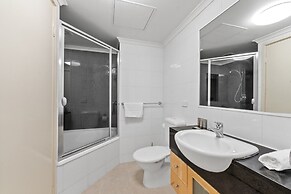 Central Apartment With Underground Parking