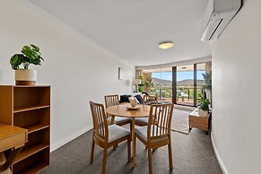 Central Apartment With Underground Parking