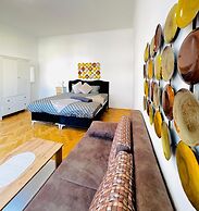 Comfortable 1BR Lounge Westbahnhof