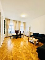 Comfortable 1BR Lounge Westbahnhof
