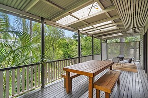 Spacious 3-bed Stay With Balcony and BBQ