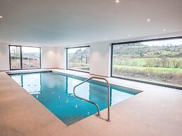Le Vol du Milan - Premium Villa With Pool