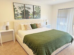 3BR Villa Near CBD & One Tree Hill