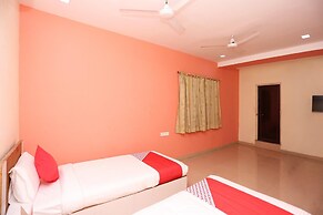 Hotel O Ambuja City Centre Mall