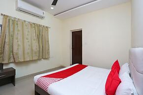 Hotel O Ambuja City Centre Mall