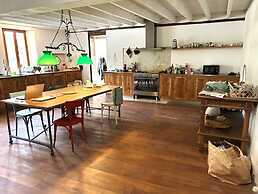 Holiday Home in Pardaillan With Private Pool