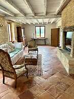 Holiday Home in Pardaillan With Private Pool