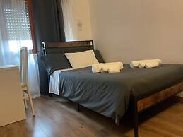 B&B AIRPORTANDGO