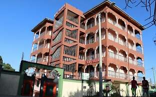 Latahzan Guest House