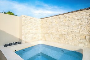 Rice Field Villa with Rooftop Jacuzzi