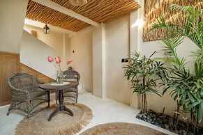 Rice Field Villa with Rooftop Jacuzzi
