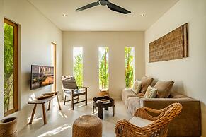 Rice Field Villa with Rooftop Jacuzzi